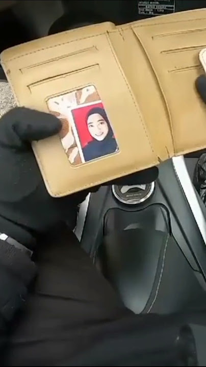Found a wallet on the street, filled with hundreds of thousands of rupiah