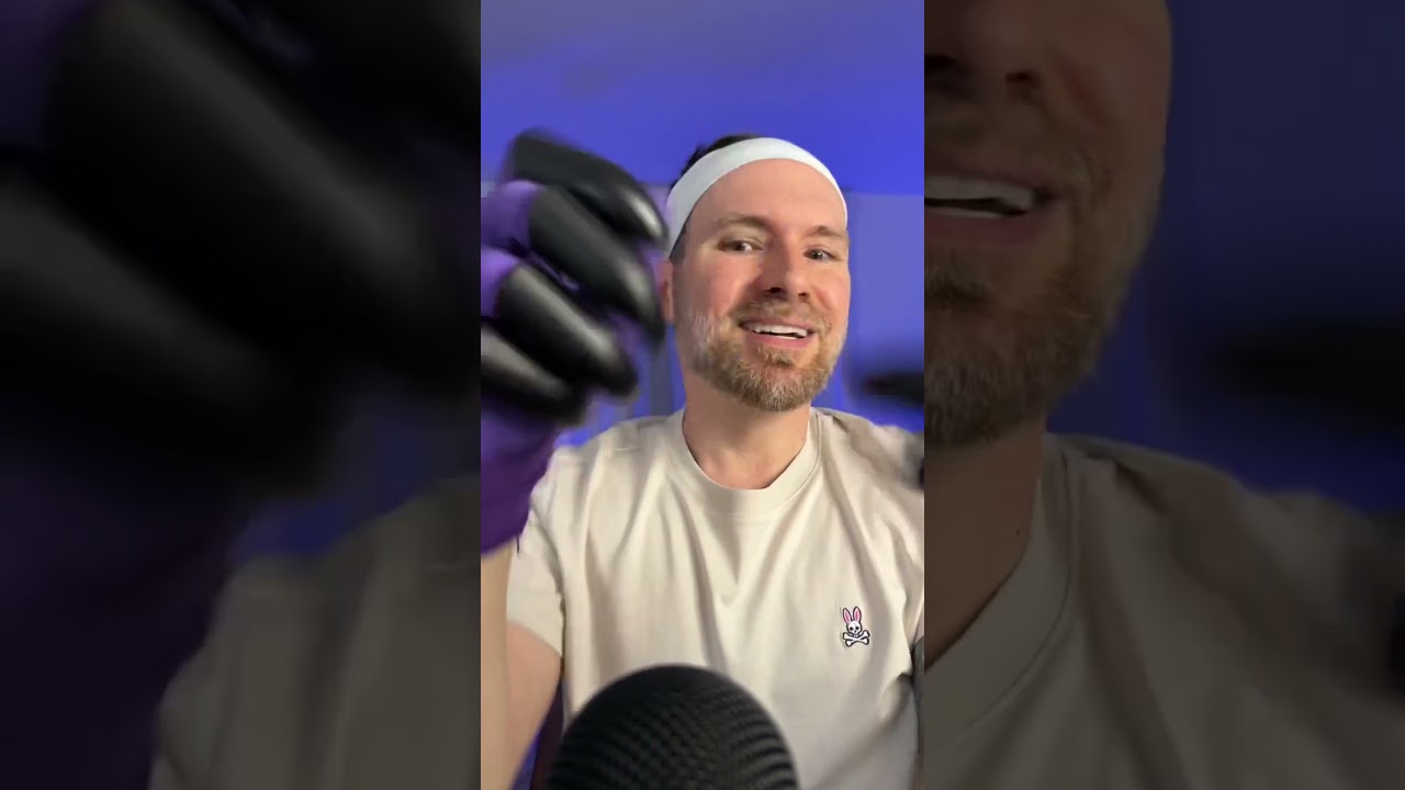 ASMR fast and AGGRESSIVE mouth sounds and tapping