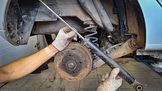 How to Replace Rear Shock Absorbers - Sandero 2 (Dacia, Renault)