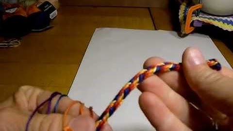 11-loop square fingerloop braids, part 2