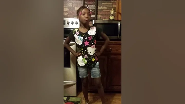 Miracle destinee singing  to tink