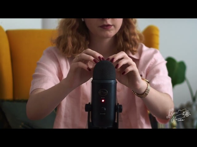 ASMR Slow Microphone Scratching