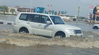 Flash floods hit Jazan, Saudi Arabia 🇸🇦 December 30 2021 جازان سيول