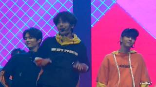 181012 Stray Kids - 갑분싸 (Awkward Silence)