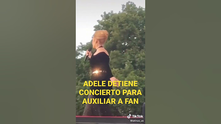 ADELE DETIENE CONCIERTO PARA AUXILIAR A FAN #shorts