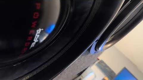 2 Inphase PowerDrive 12s full tilt on a Behringer NX6000D