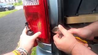 How to install tail light Assembly on a 06 Dodge Grand Caravan How to install tail light Assembly on a 06 Dodge Grand Caravan