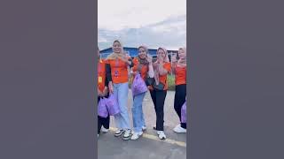 PT. HWASEUNG INDONESIA Bersama mbak mbak HWI 😁  Ijin REPOST ya kak : rosalailaaa  #pabrikjepar