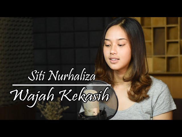 Wajah Kekasih Cover u0026 Lirik ( Siti Nurhaliza ) -  Syiffa Syahla Cover Bening Musik class=