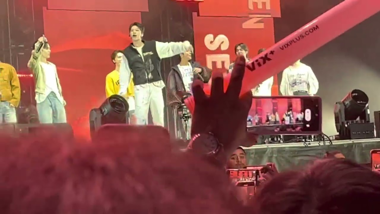 SEVENTEEN Full Performance at LA3C