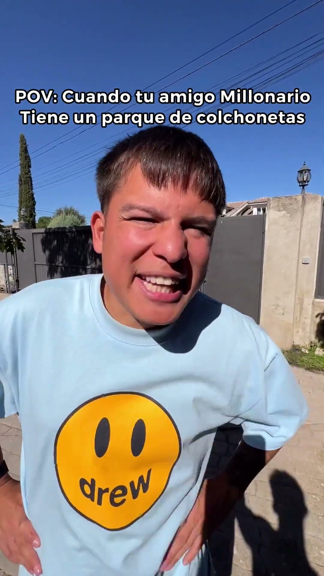 POV: Cuando Tu Amigo Millonario Tiene Un Parque De Colchonetas ?? Paul Ferrer #Short