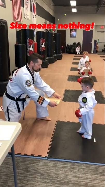 cute baby kuffu karate trening Stut whatsapp stuts trending instagram reels yt short tik tok video