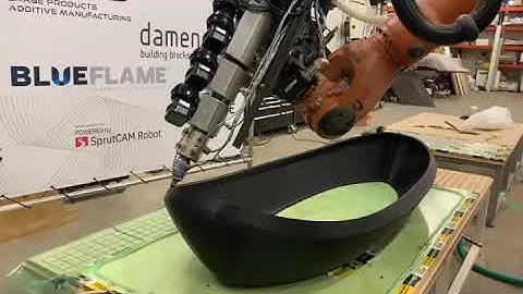 5D robot printing / cladding / morhing a boat