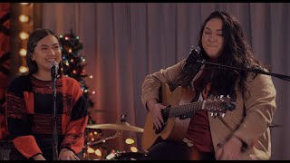 Christmas in Paradise - ysabelle &amp; Drea Rose (Acoustic)