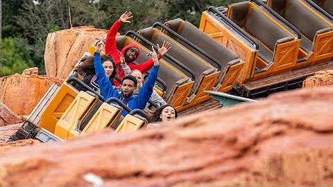 Darius Slay Visits Disney World with Family