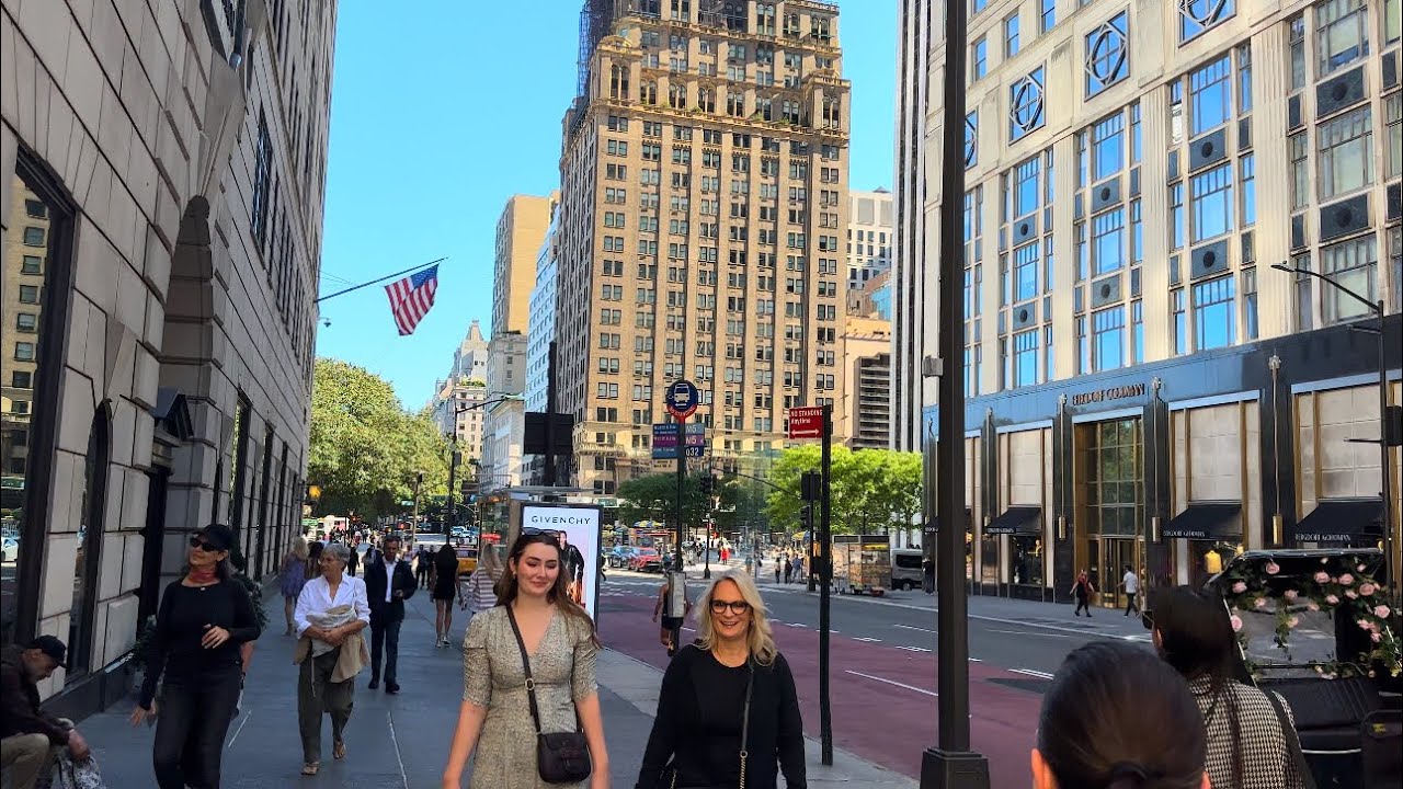 a-leisurely-sunday-morning-walk-on-5th-avenue-east-65th-street-and