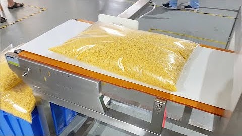 Fully automatic 4kg corn flake vffs vertical form fill seal packaging machine with multihead weigher