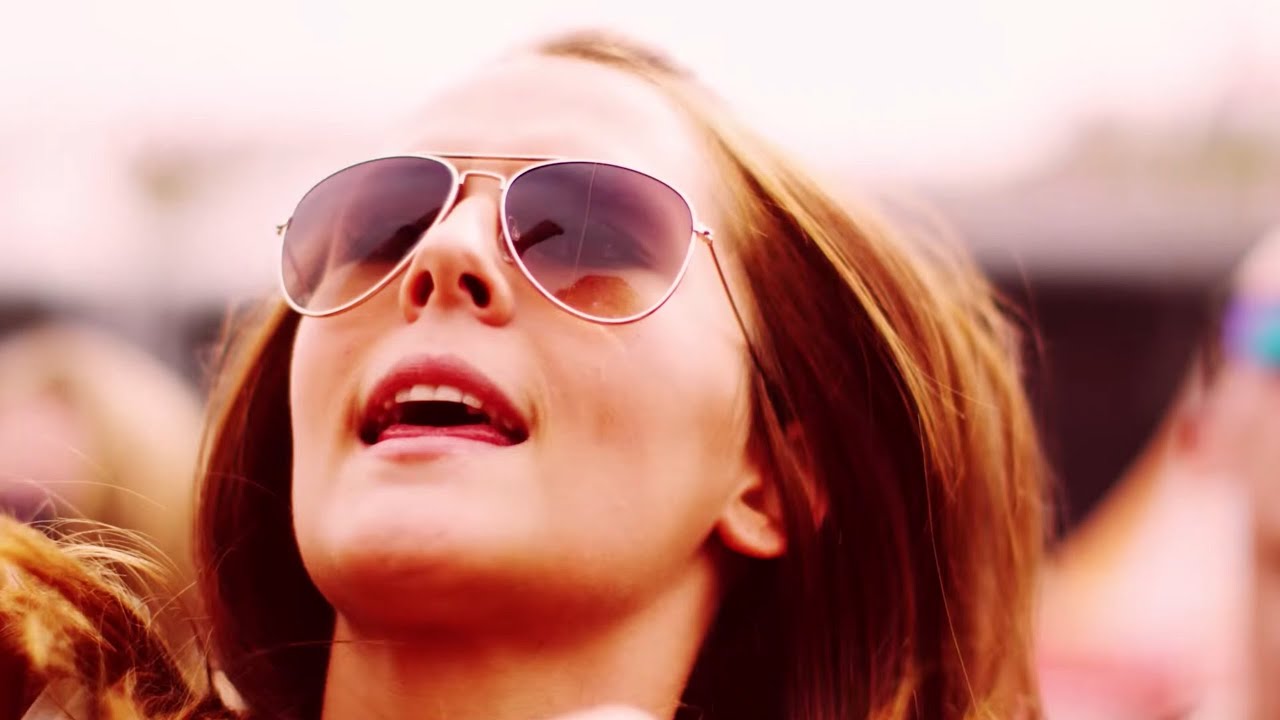 Xonar & Roberto Rosso ft. Eline - Victorious 2.0 (Anklebreaker & B2A Remix) (Hardstyle) | Videoclip