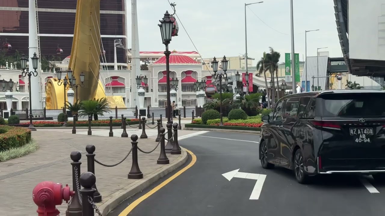 DON’T MISS THE FREE CABLE CAR RIDE AT WYNN PALACE MACAU 