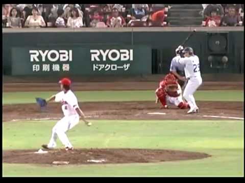 The reigning unbelievable wall leap of the moment goes to Hiroshima Toyo Carp's Masato Akamatsu, who turned in this unbelievable Spider-Man impression while robbing Yokohoma's Shuichi Murata of a home run. This is from the Yokohama BayStars/Hiroshima Carp game.