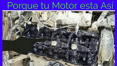 ¿Por qué hay lodo negro en mi motor?