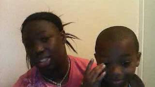 missnikkiboo9393's webcam video May 20, 2010, 11:41 AM