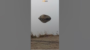 The Truth Behind the ‘Rock Floating in Air’ Viral Picture #short