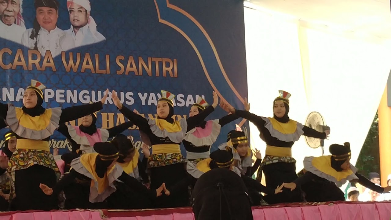 Tari saman santri putri zainul hasanain genggong