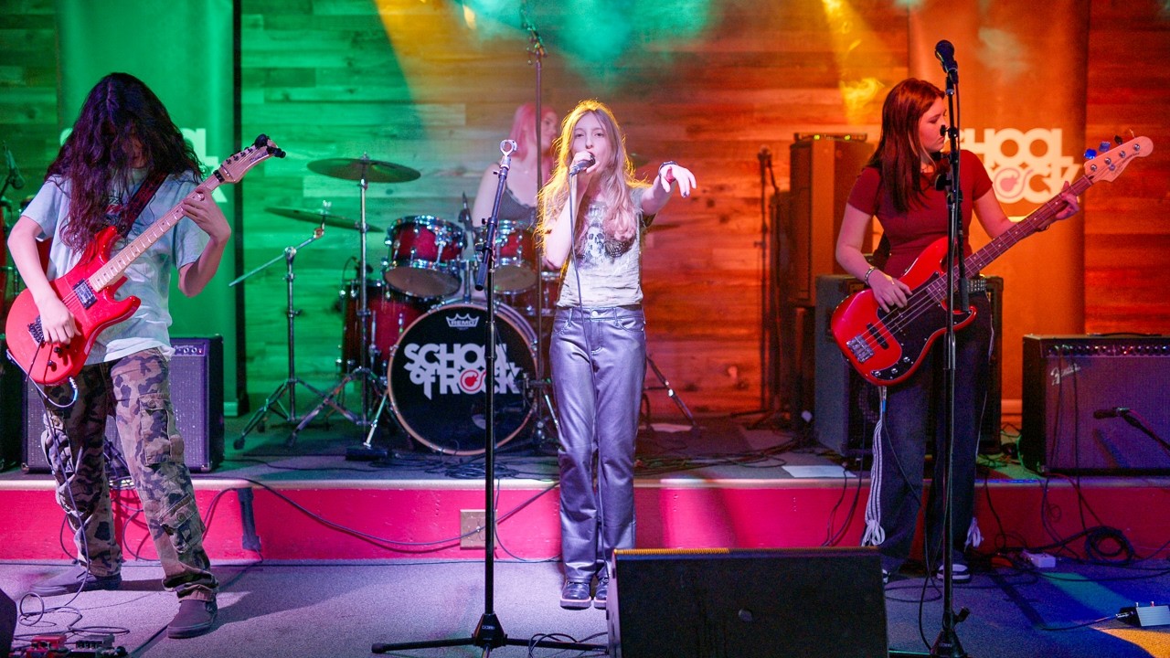 Over The Mountain - Ozzy Osbourne Cover | Giulia Live at Cactus Jack’s Tavern (School of Rock)