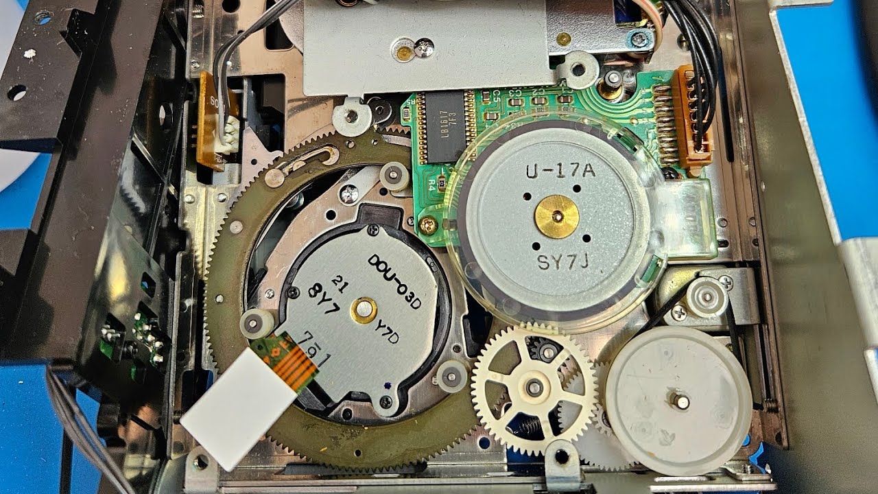 Sony PCM-R500 DAT Service + Calibration Pt3 - YouTube