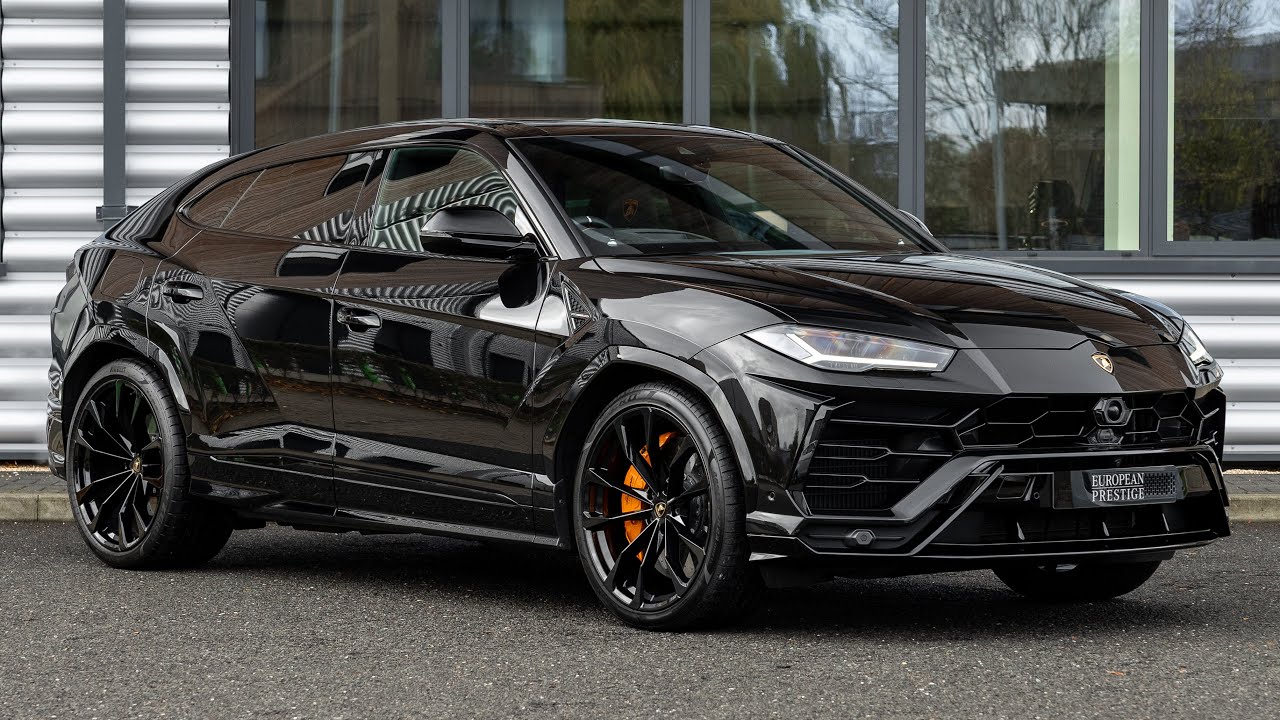 2022 Lamborghini Urus - Nero Helene - Walkaround (4K)