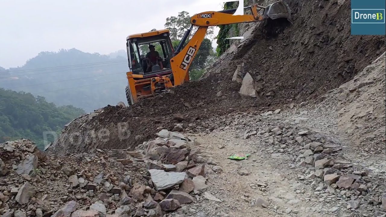 Backhoe Loader with Hilly Landslide-Removing Landslide Dirt