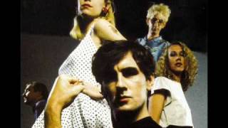 Video thumbnail of "The Go-Betweens - Poison in the walls"