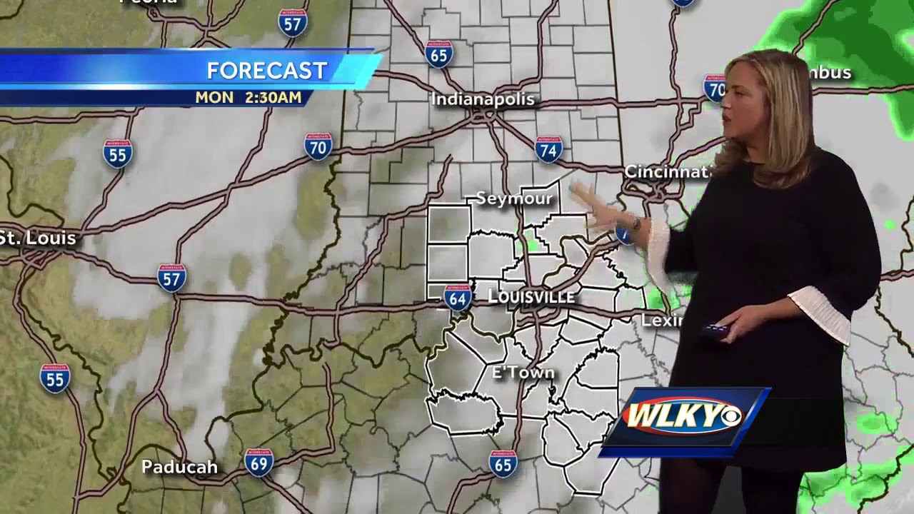 Scattered showers Sunday - YouTube