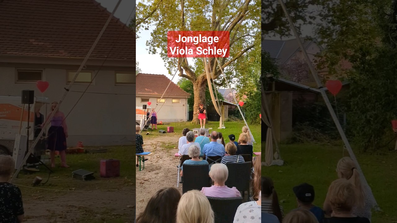 Bouncing Ball Jonglage, Viola Schley, Street Theater Just for Fun Express, Wixhausen, Germany 2023