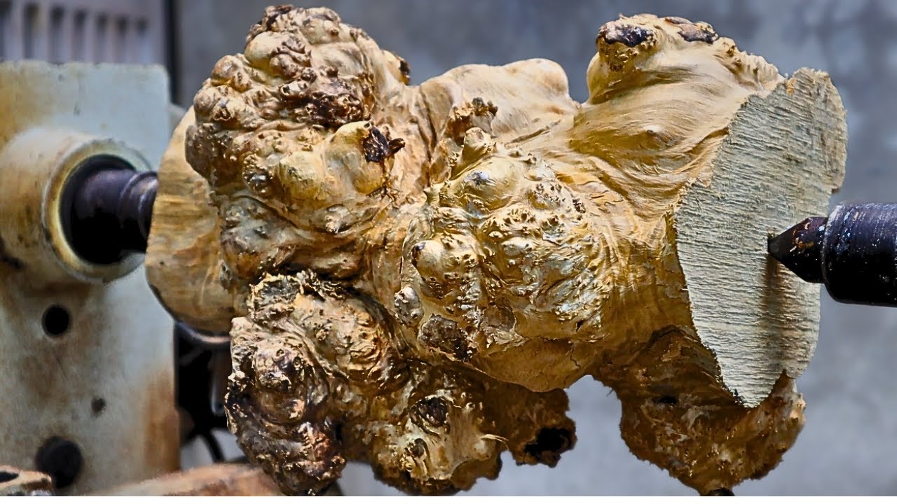 Wood Turning // You will love this piece of wood it is so beautiful