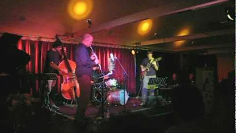 The island - Celano Baggiani Group - Hot House 13 ...
