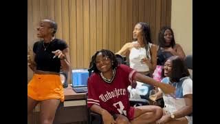 Simi - I Miss U -  Video 
