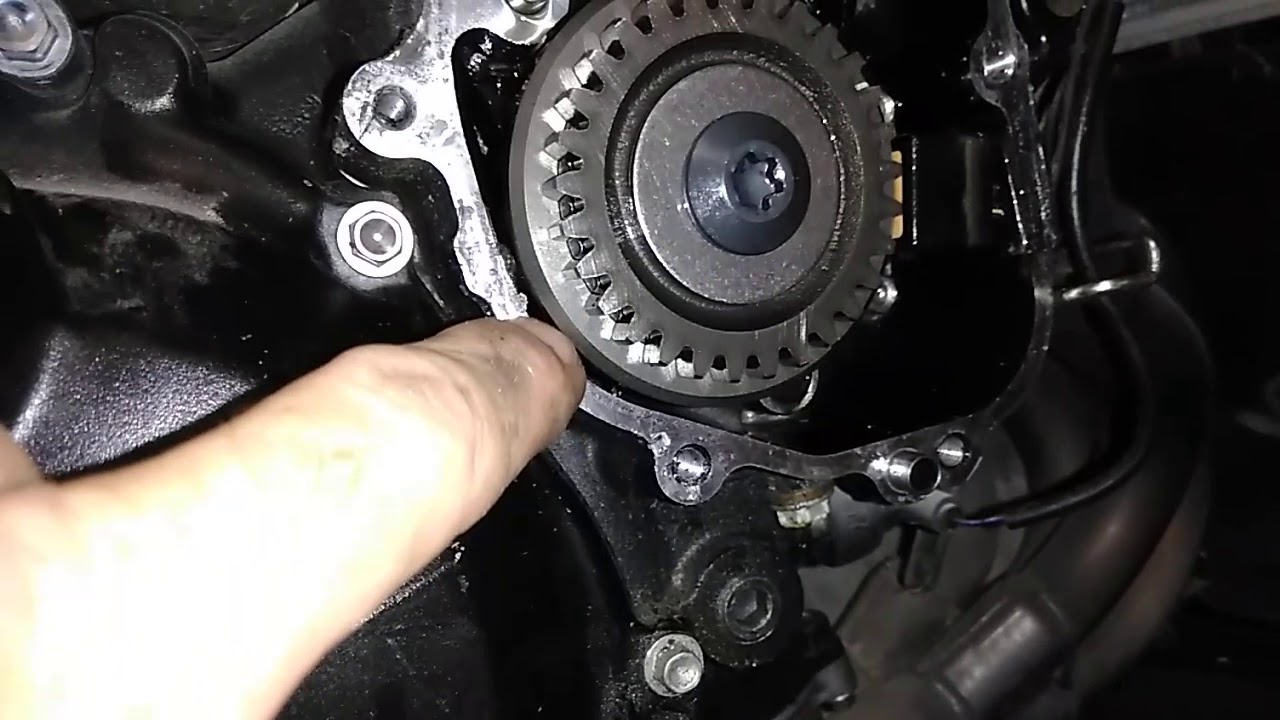 Zx6r remove right side starter gear cover !(2) - YouTube