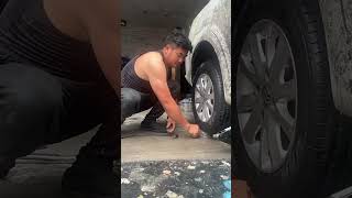 Unfortunately there was no air compressor. This time the problem of an air tank was