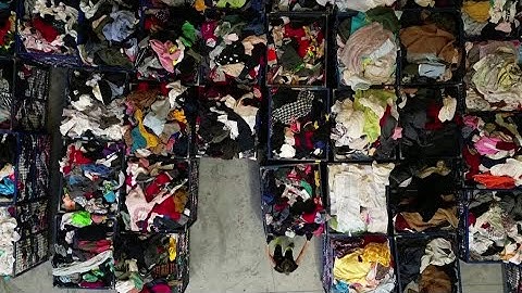 This company is transforming old clothes into new cotton thread