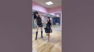 Exercise to have a beautiful catwalk for model kid | Luyện bước đi đẹp ❤️‍🔥