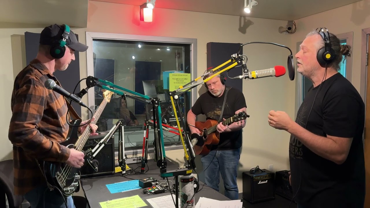 Bending Towards the Sun - Summer Eyes - Acoustic Version - LIVE On Unsigned BC Radio