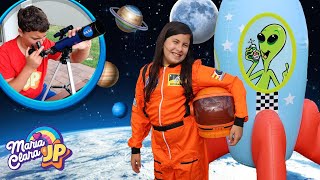 Maria Clara e JP exploram o espaço e aprendem como funciona o sistema solar 🚀🌎