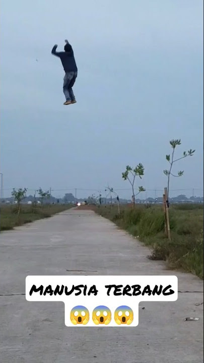 manusia terbang 😱😅 #terbang #magic #viral #viralvideo #viralshorts #fypシ #fypshorts #trendingshorts
