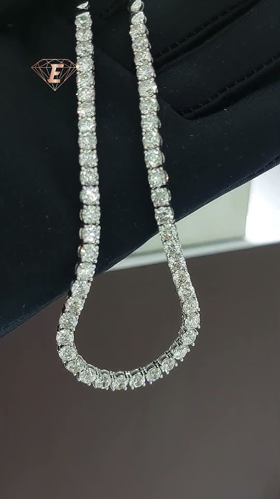 diamond-half-tennis-necklace-in-18k-white-gold-entounjewellerydubai