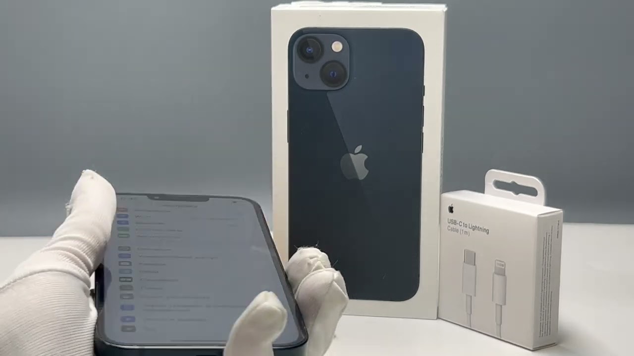 iPhone 13 ミッドナイト iPhone 13 128GB Midnight - YouTube