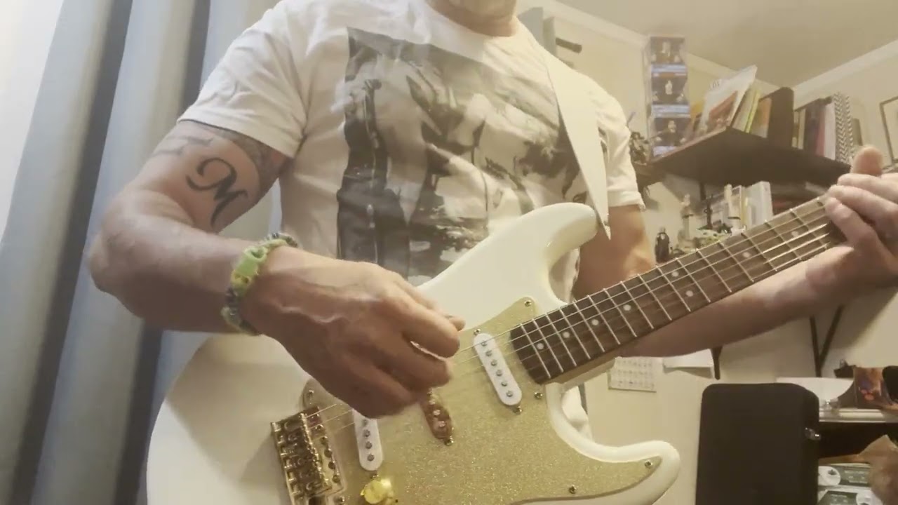 Squier Bullet Guitar Review - How bad are these compared to a real