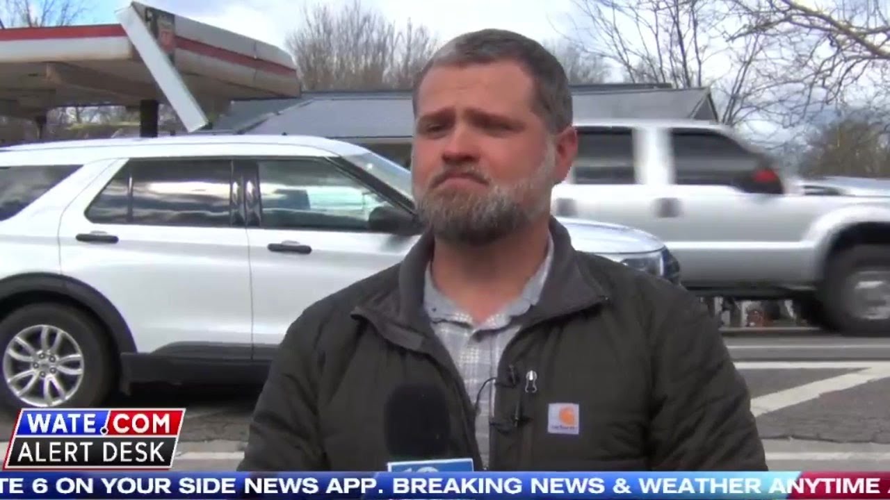 National Weather Service speaks during survey in Sunbright - YouTube