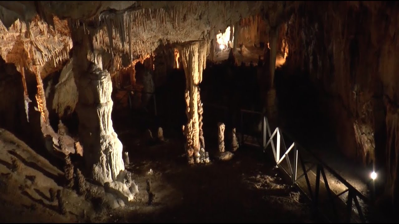 Approfondimento. Nel cuore della terra: la Grotta delle Meraviglie di Maratea